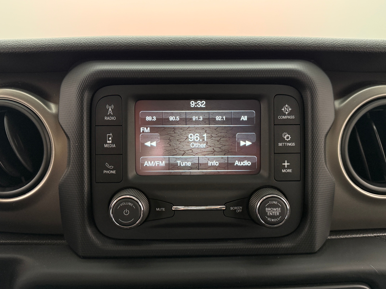Thumbnail: 2018 Jeep Wrangler - 4