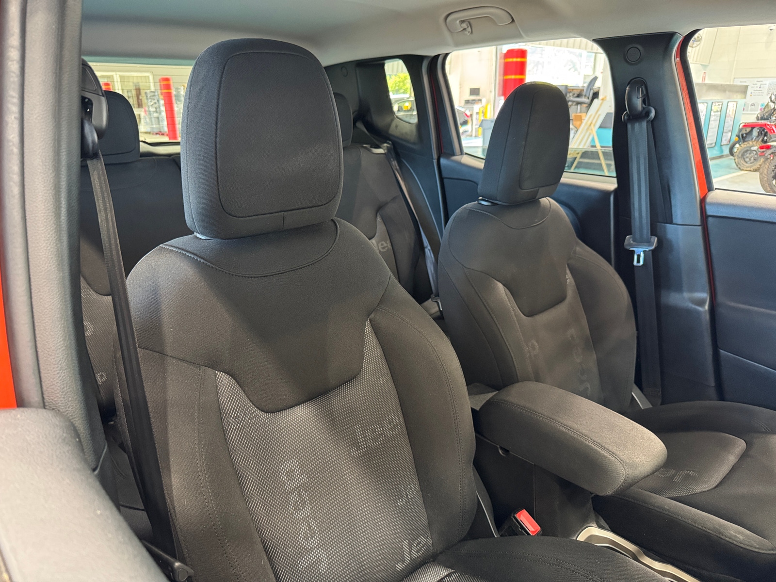 Thumbnail: 2017 Jeep Renegade - 2