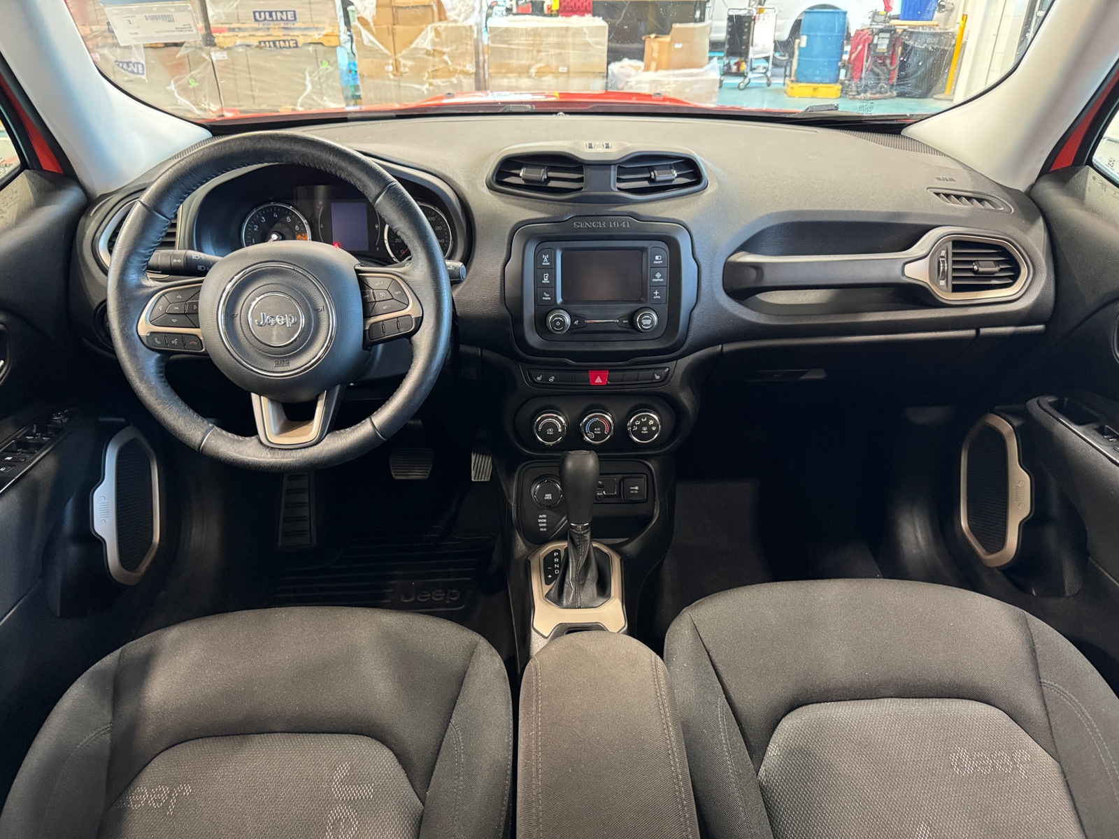 Thumbnail: 2017 Jeep Renegade - 3