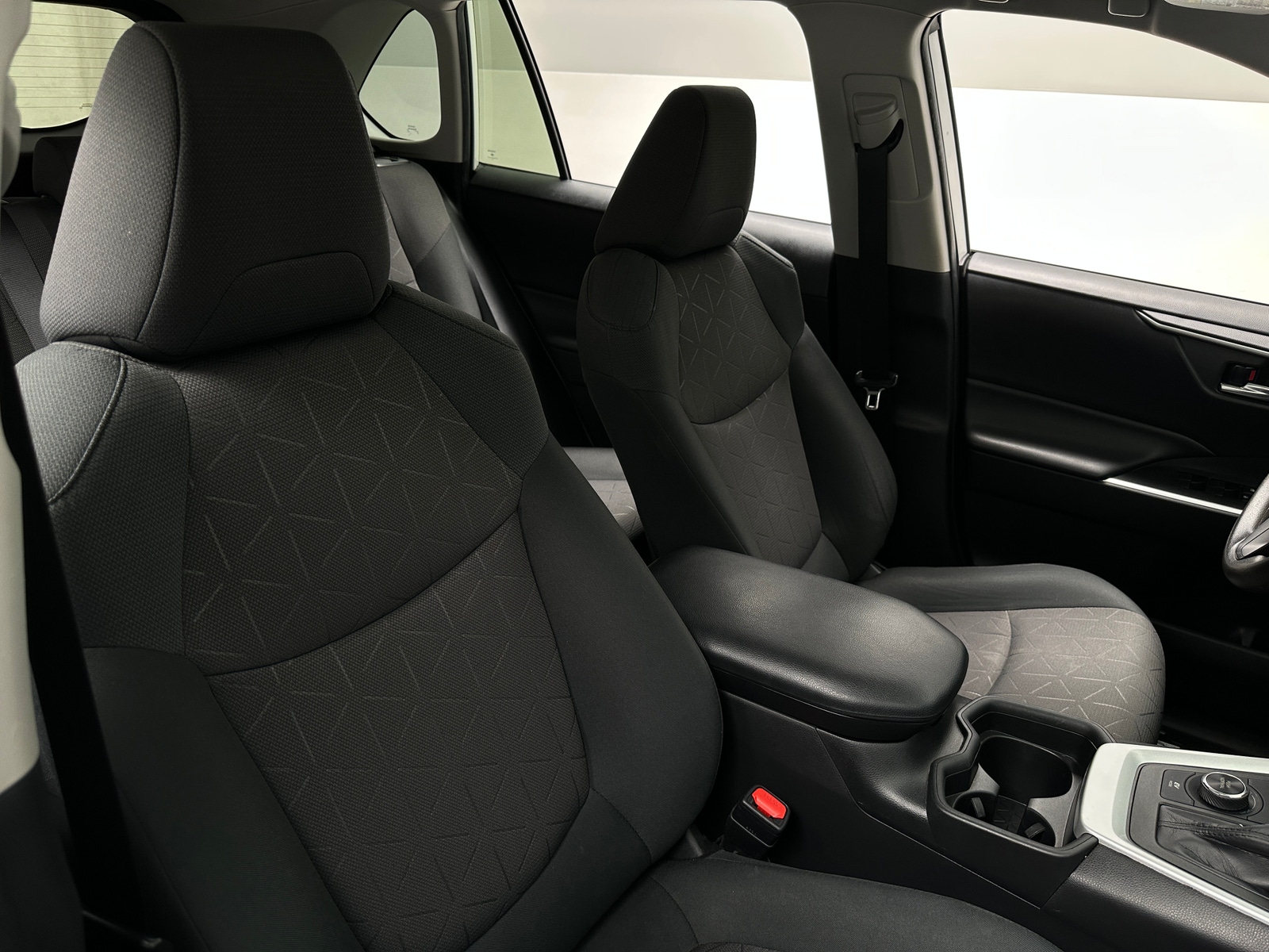 Thumbnail: 2019 Toyota RAV4 - 2