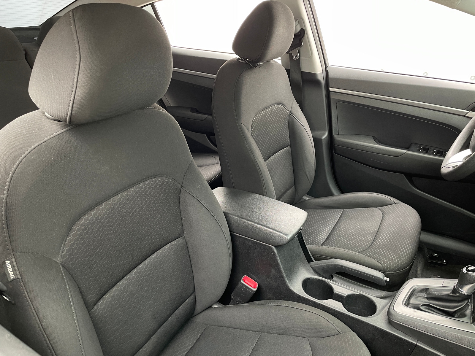 Thumbnail: 2019 Hyundai Elantra - 2