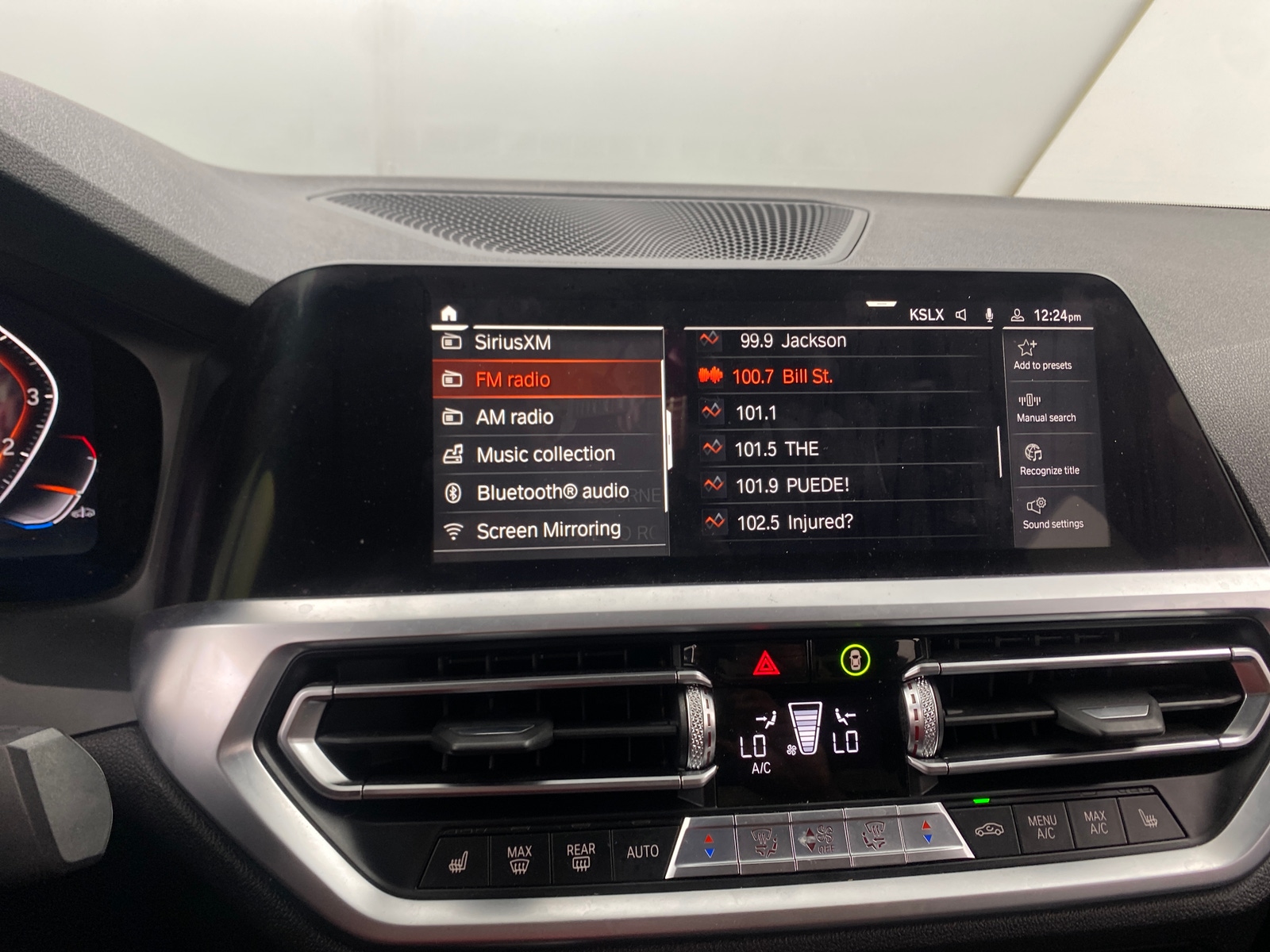 Thumbnail: 2019 BMW 3 Series - 3