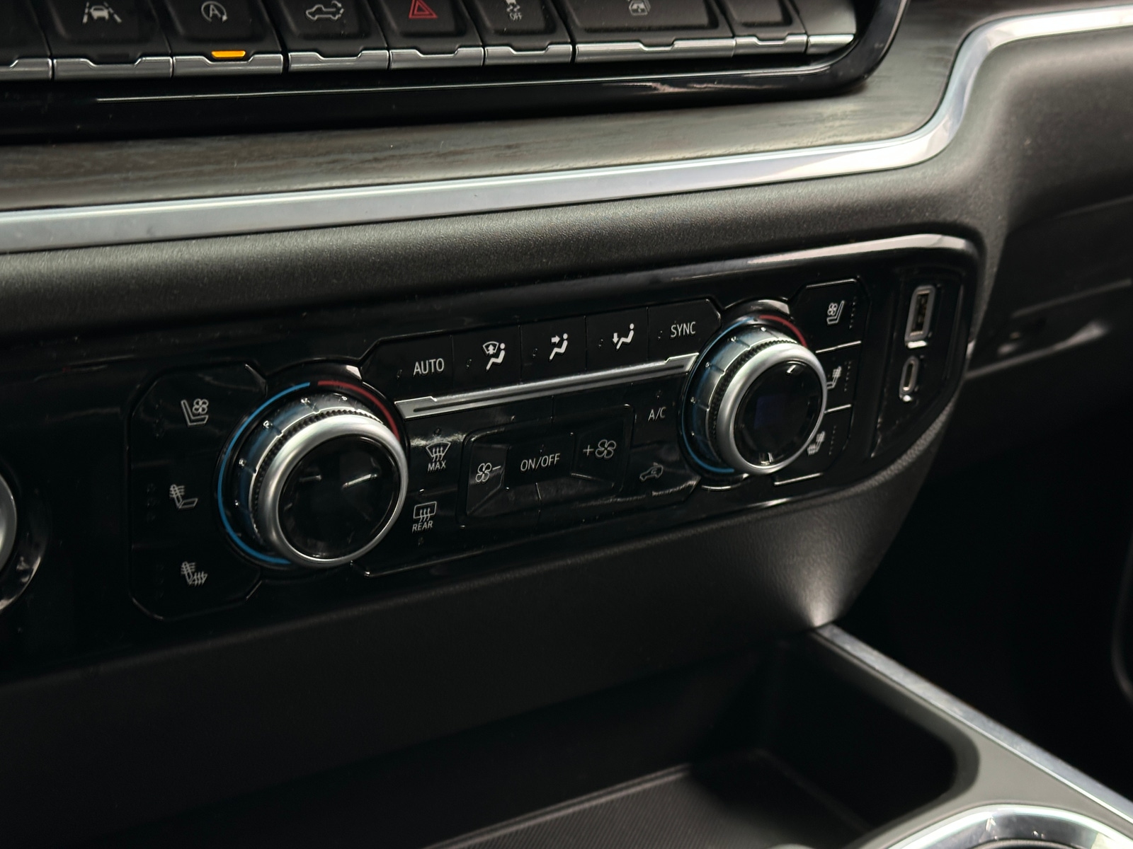Thumbnail: 2022 GMC Sierra 1500 - 3
