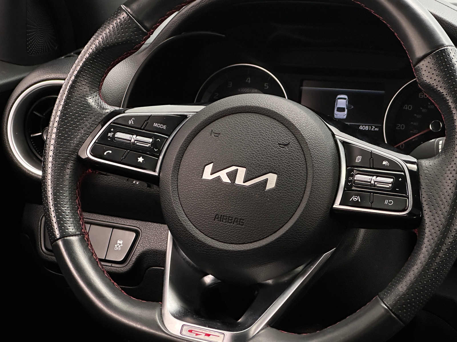 Thumbnail: 2022 Kia Forte - 4