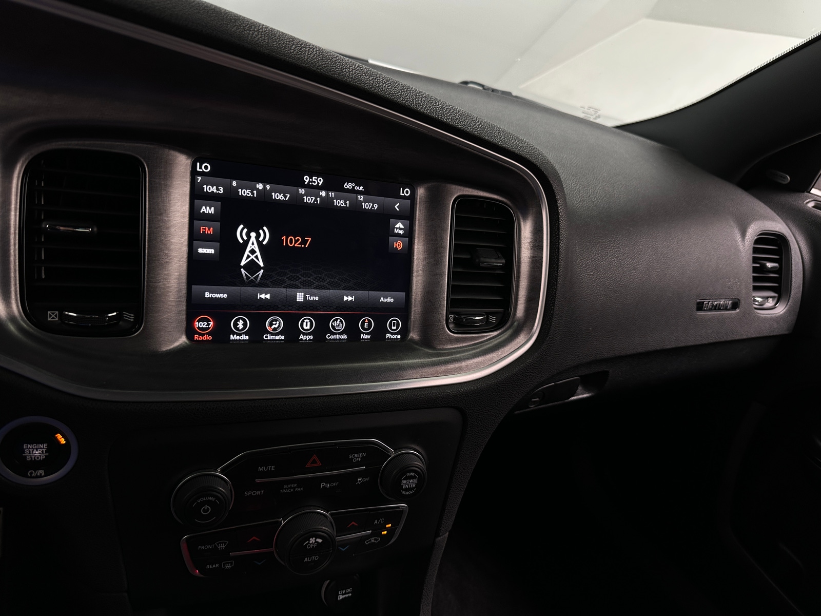 Thumbnail: 2018 Dodge Charger - 3