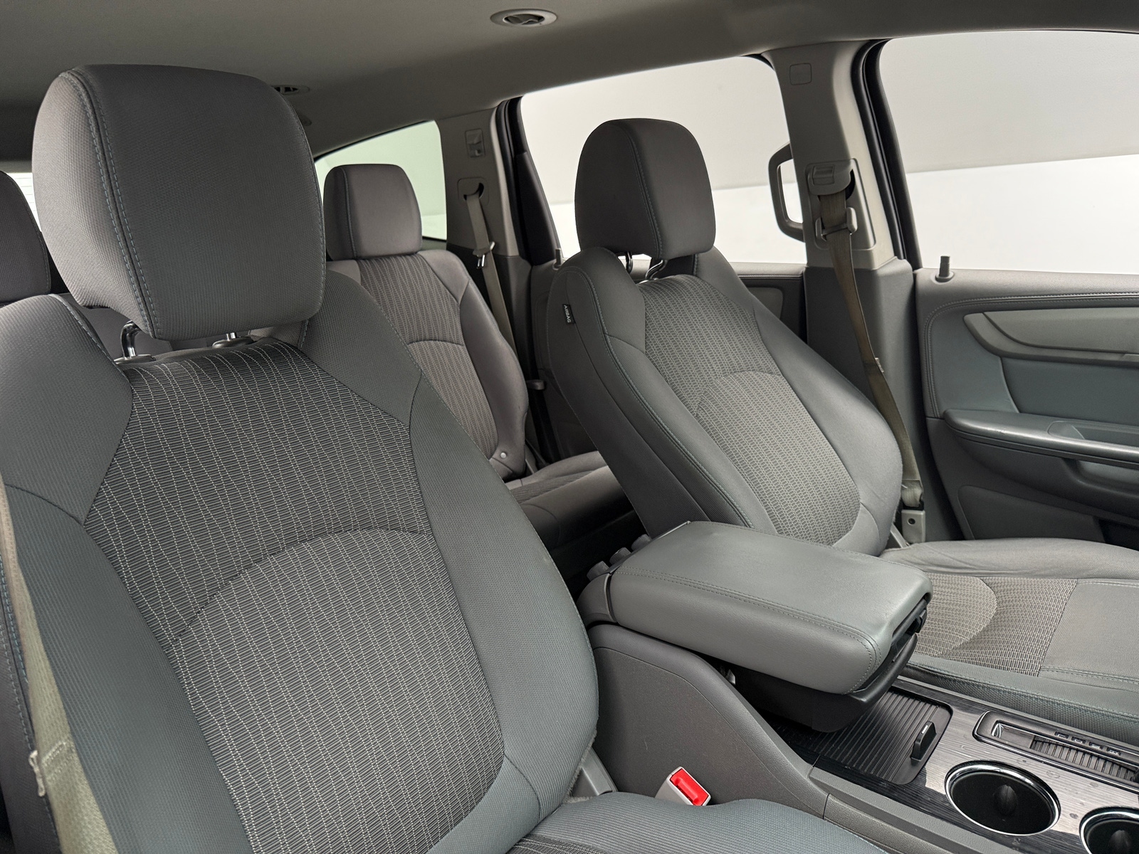 Thumbnail: 2017 Chevrolet Traverse - 2