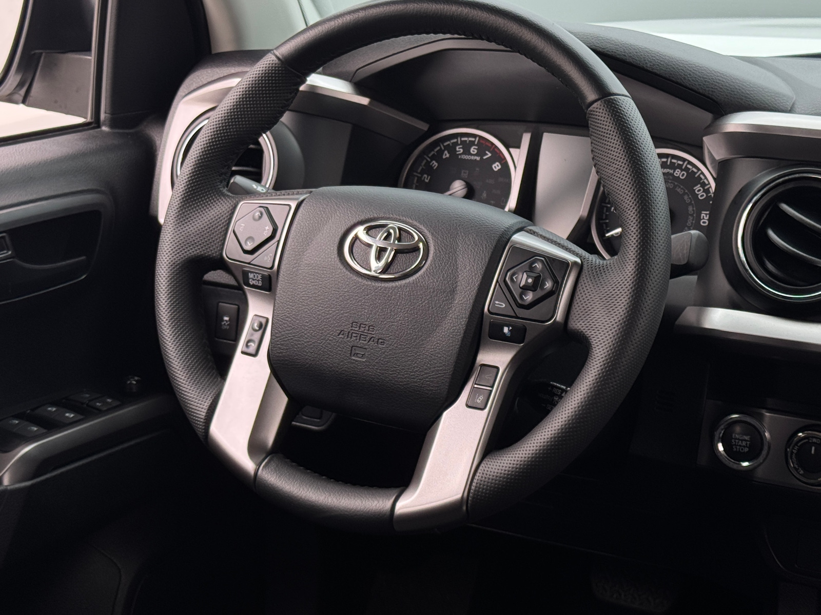 Thumbnail: 2023 Toyota Tacoma - 5