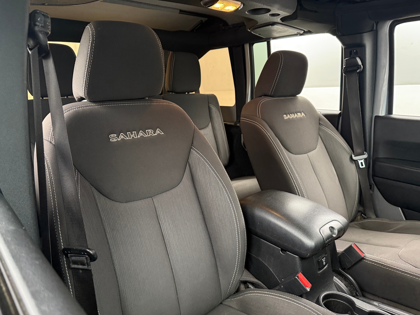 Thumbnail: 2017 Jeep Wrangler - 2