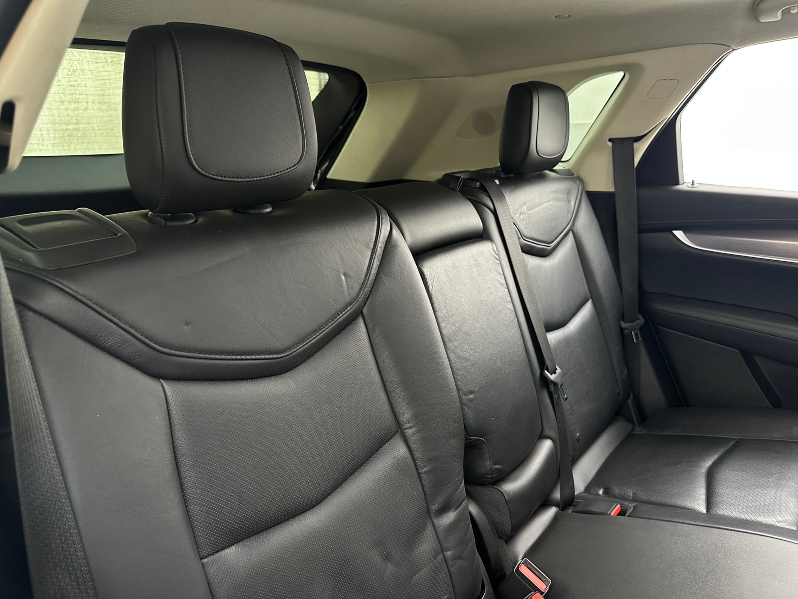 Thumbnail: 2017 Cadillac XT5 - 5