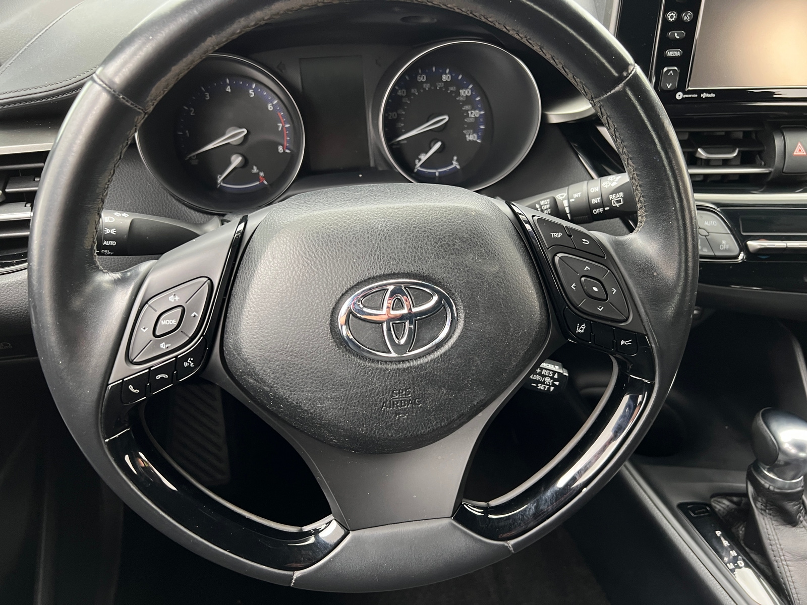Thumbnail: 2018 Toyota C-HR - 5
