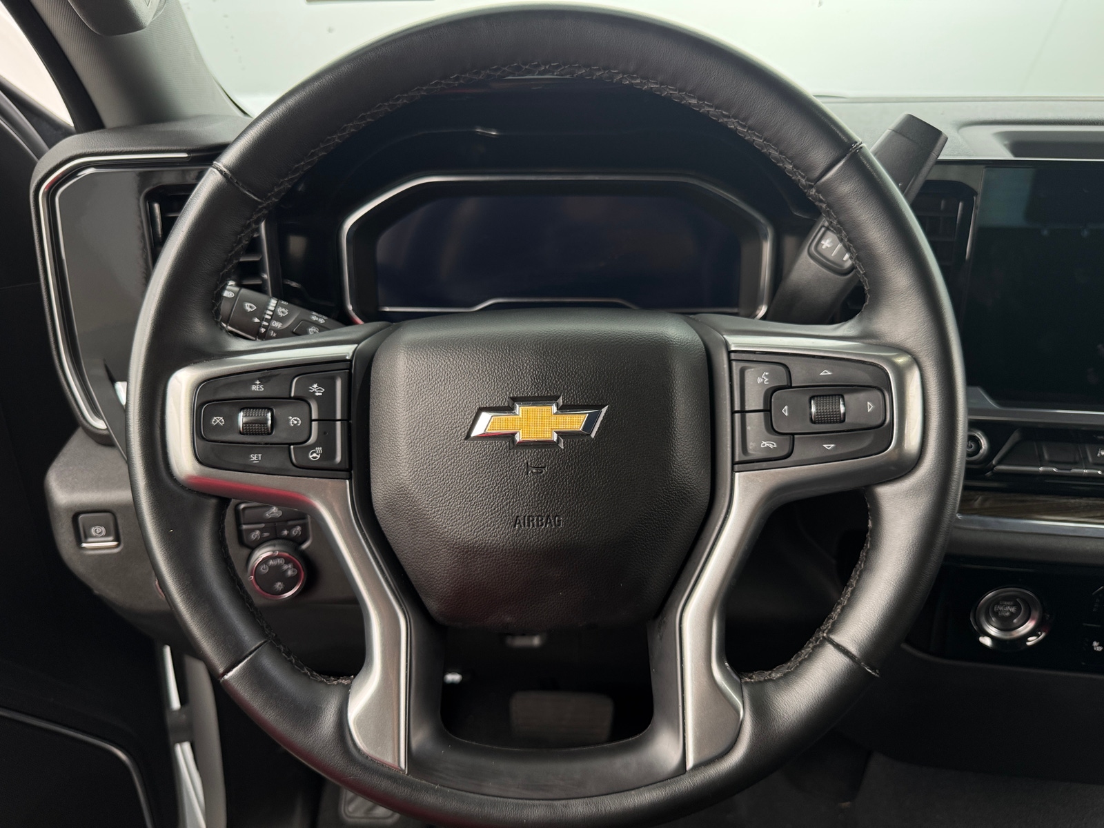 Thumbnail: 2024 Chevrolet Silverado 1500 - 5