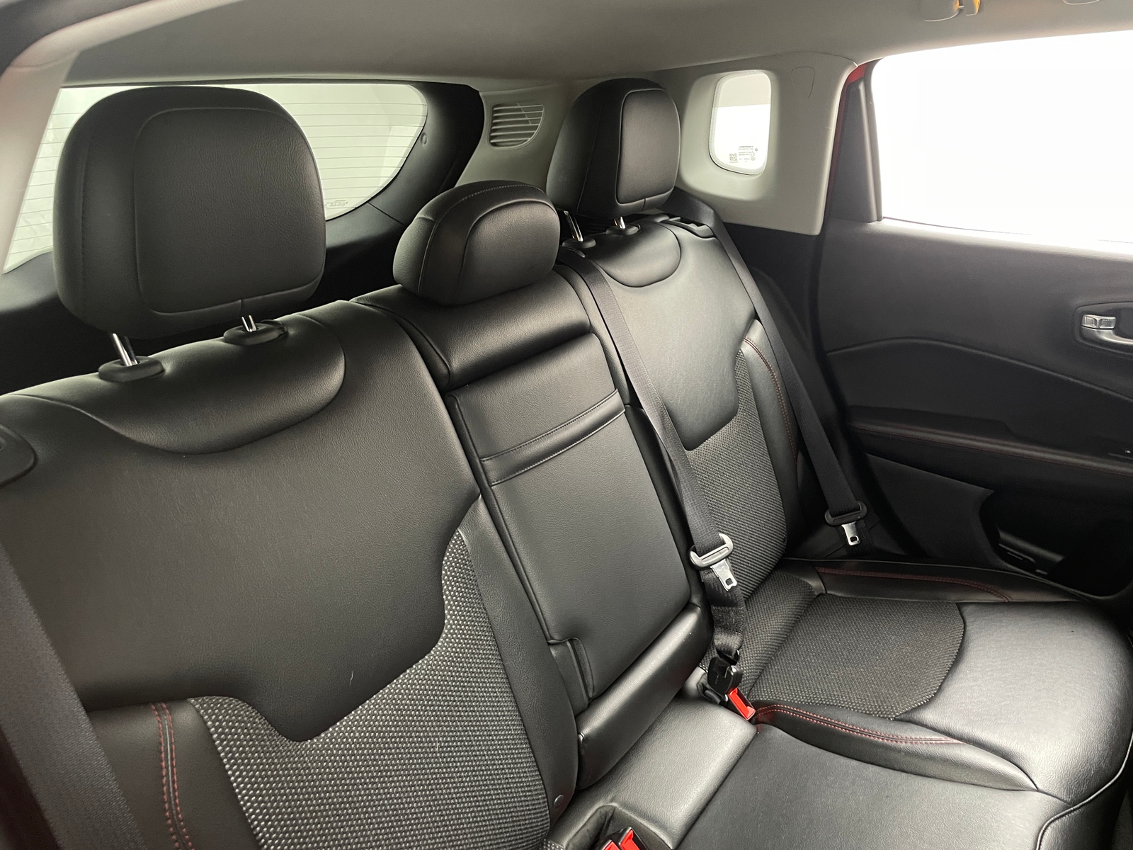 Thumbnail: 2018 Jeep Compass - 6