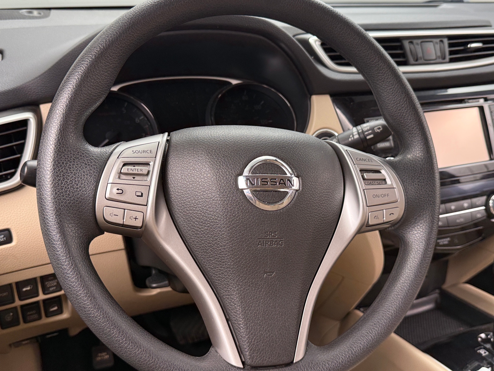 Thumbnail: 2016 Nissan Rogue - 5