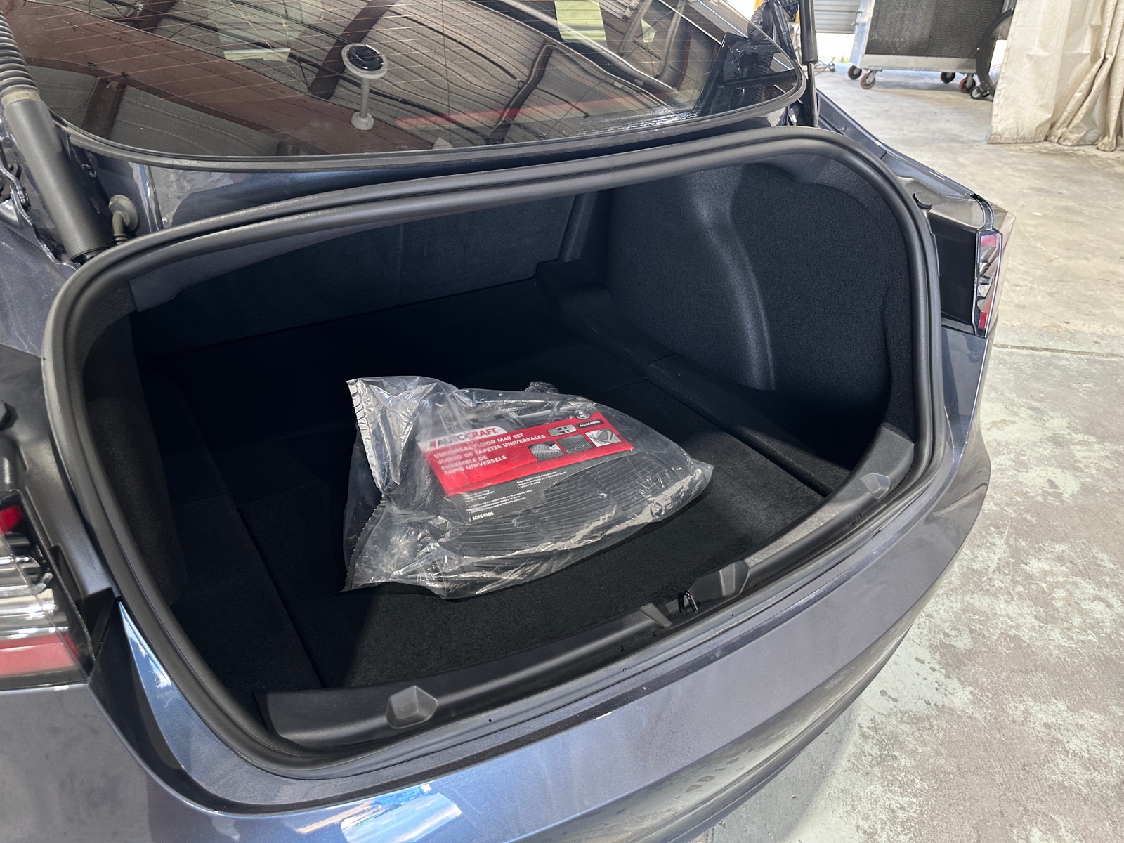Thumbnail: 2023 Tesla Model 3 - 6