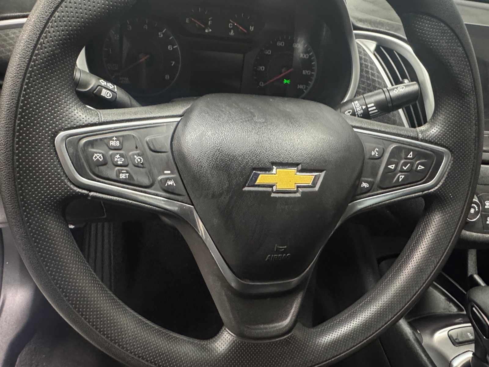 Thumbnail: 2023 Chevrolet Malibu - 5