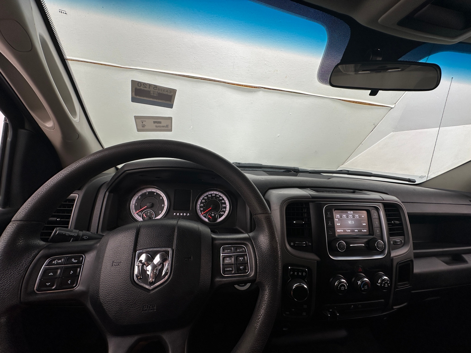 Thumbnail: 2022 RAM 1500 Classic - 3