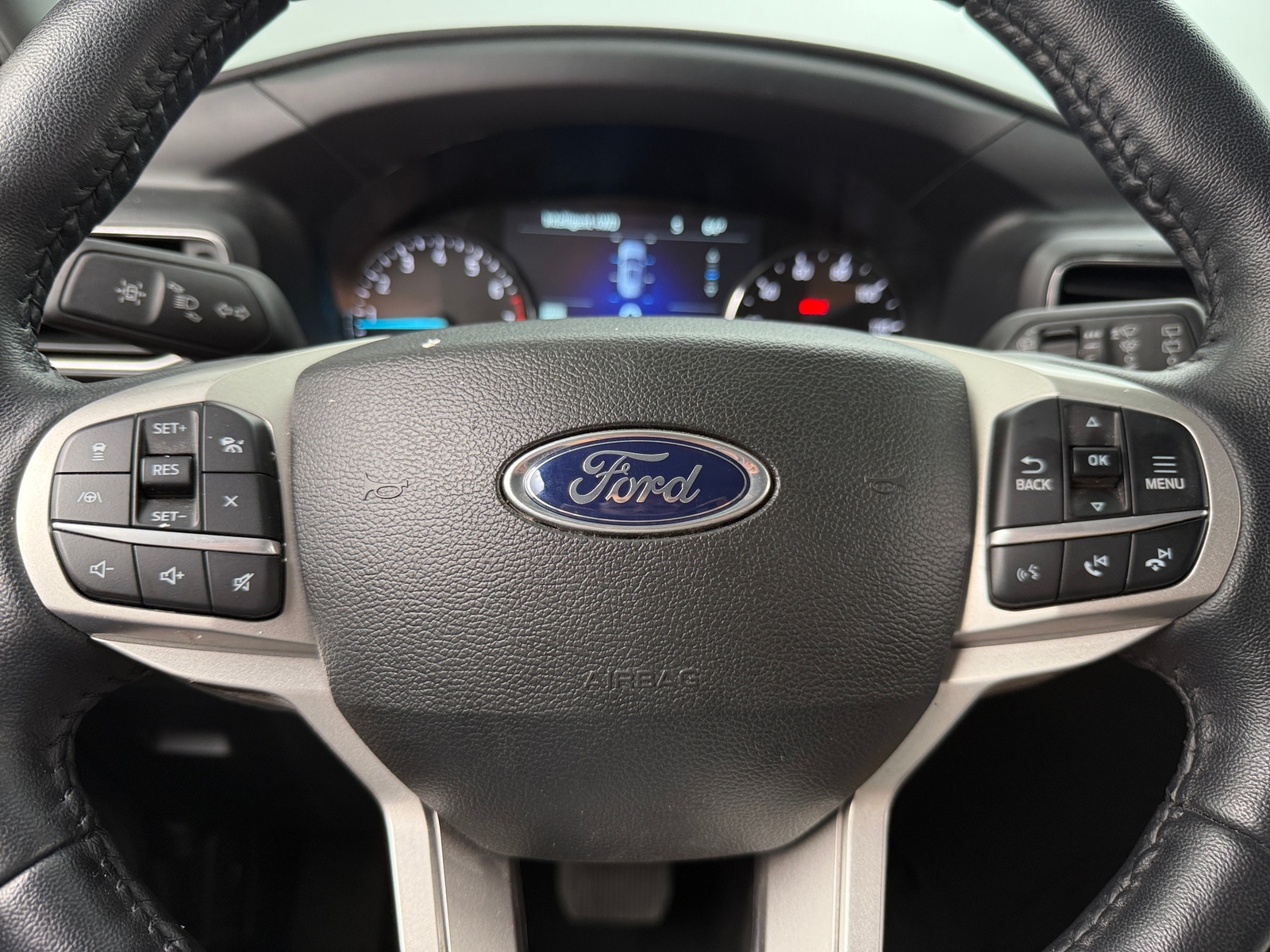 Thumbnail: 2023 Ford Explorer - 4