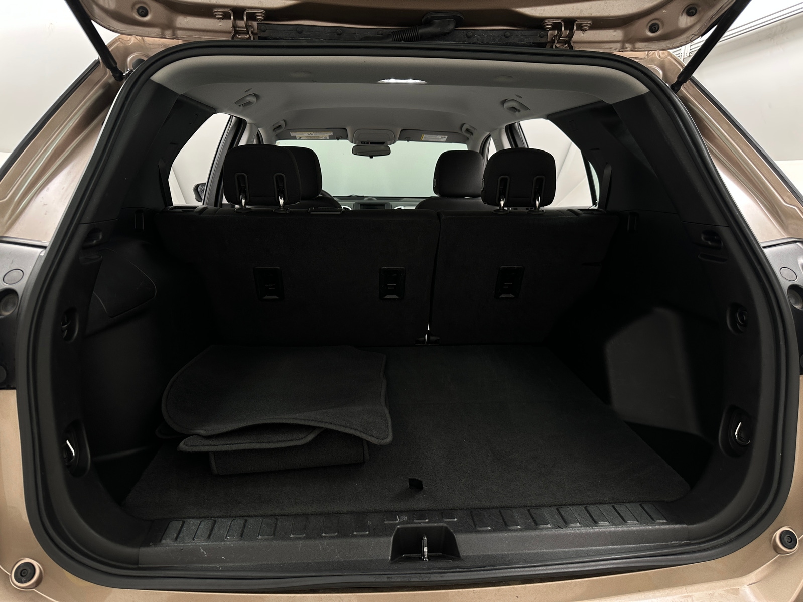 Thumbnail: 2019 Chevrolet Equinox - 7