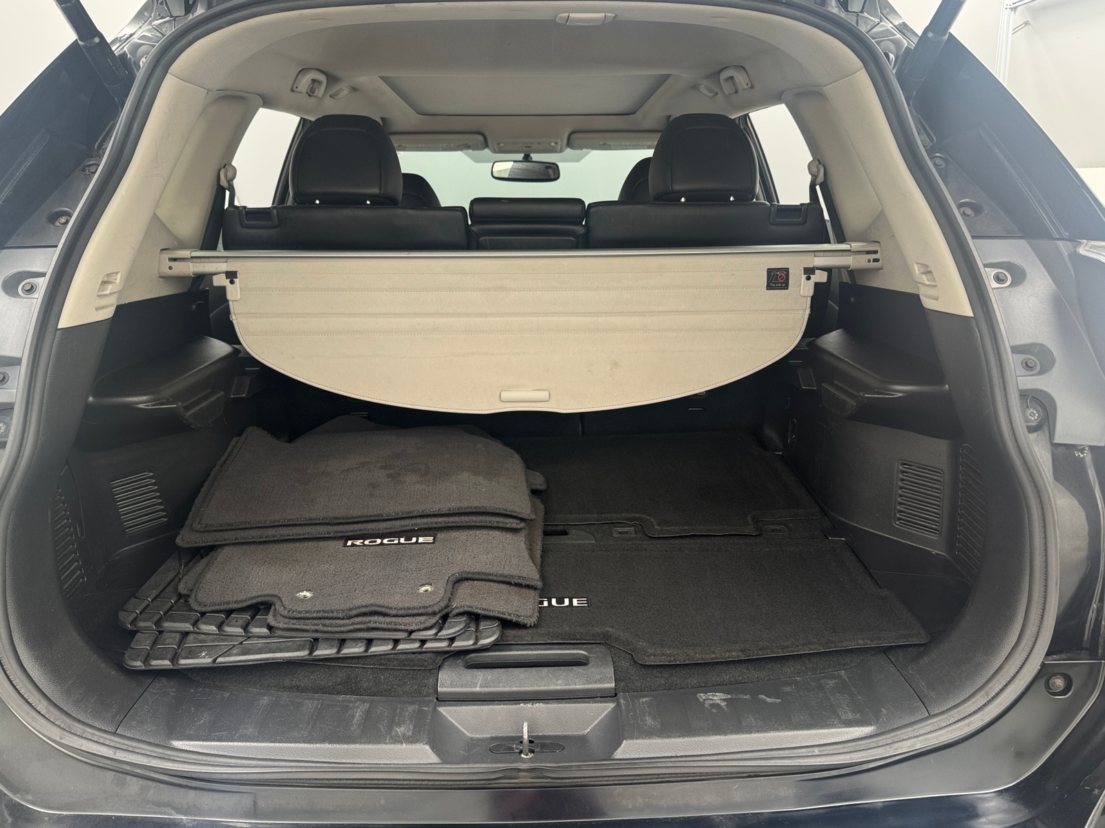 Thumbnail: 2015 Nissan Rogue - 7