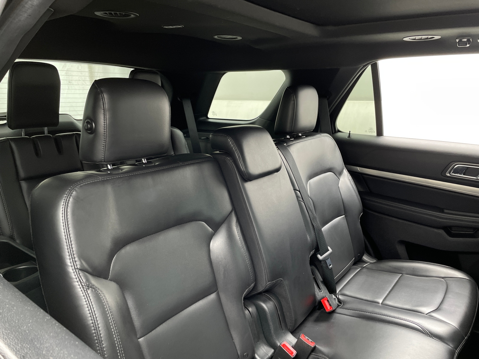 Thumbnail: 2019 Ford Explorer - 5