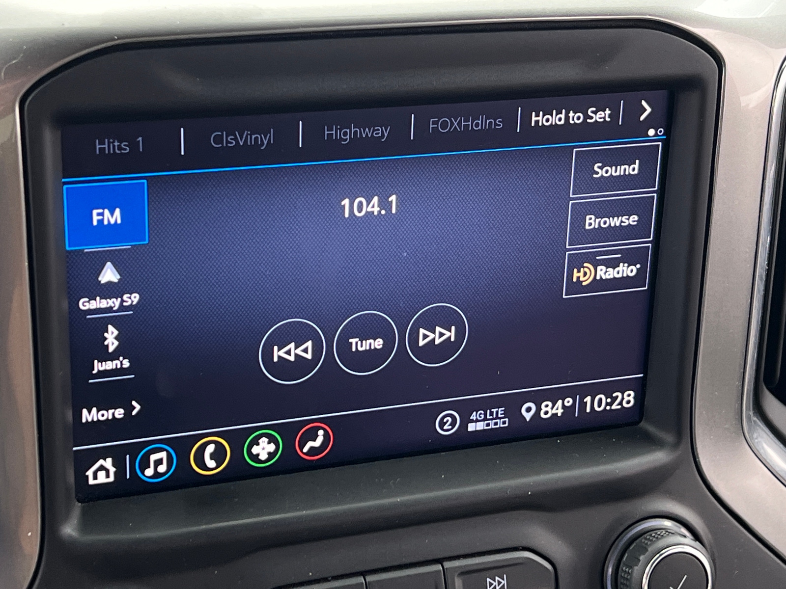 Thumbnail: 2020 Chevrolet Silverado 1500 - 3