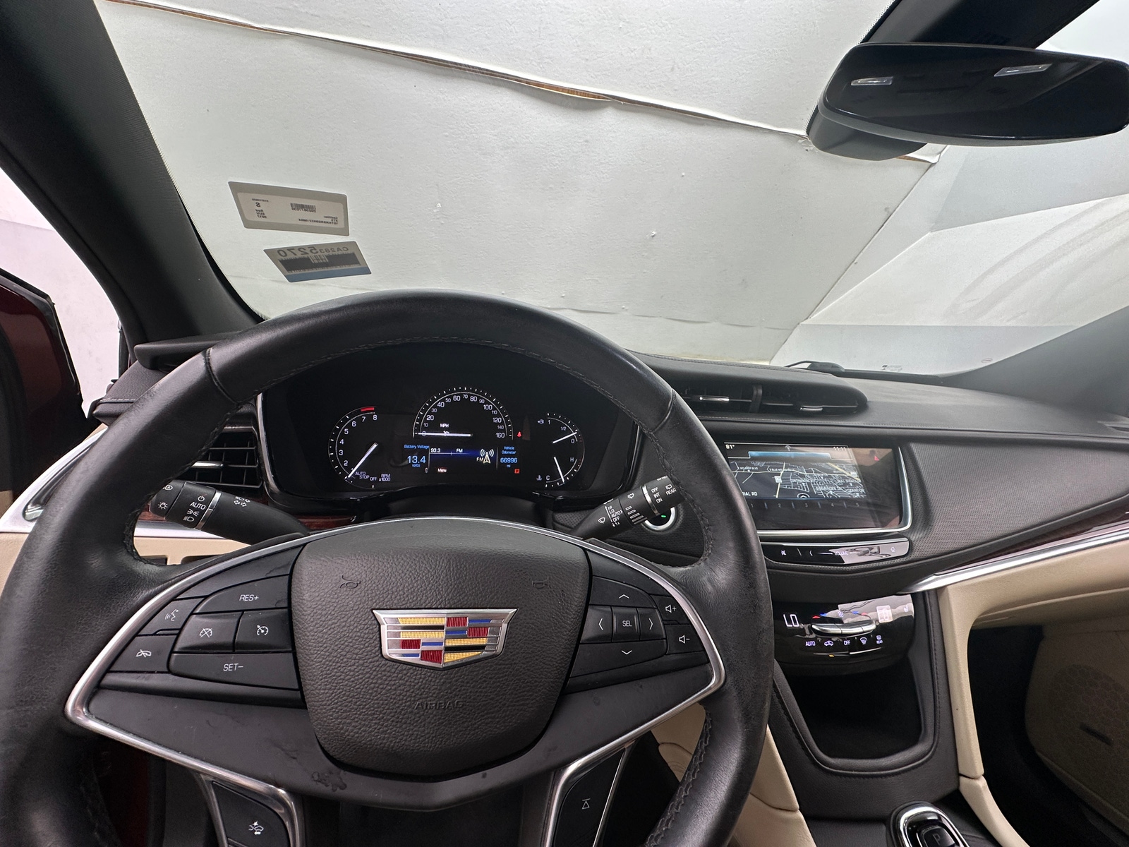 Thumbnail: 2017 Cadillac XT5 - 2