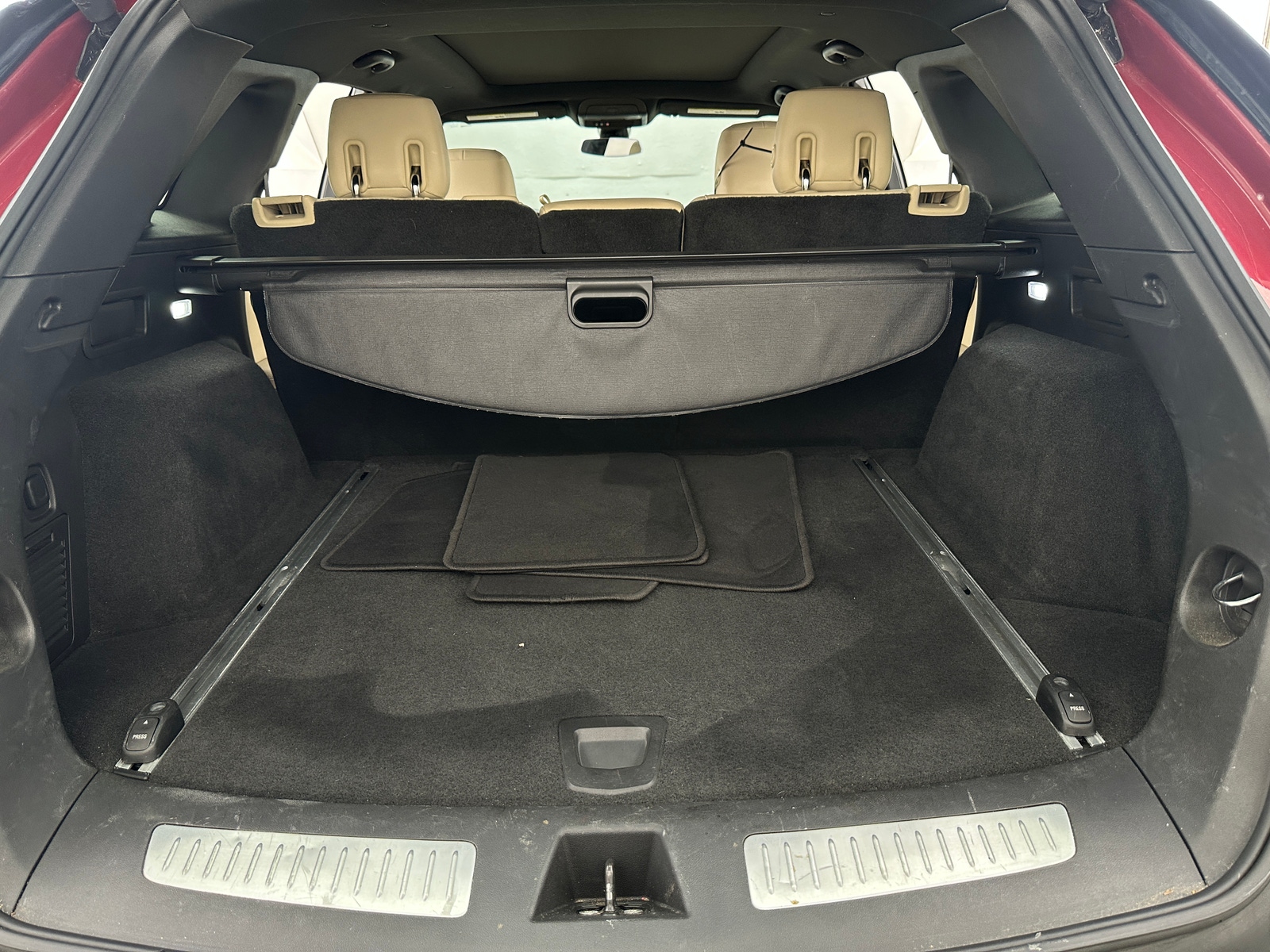 Thumbnail: 2017 Cadillac XT5 - 6