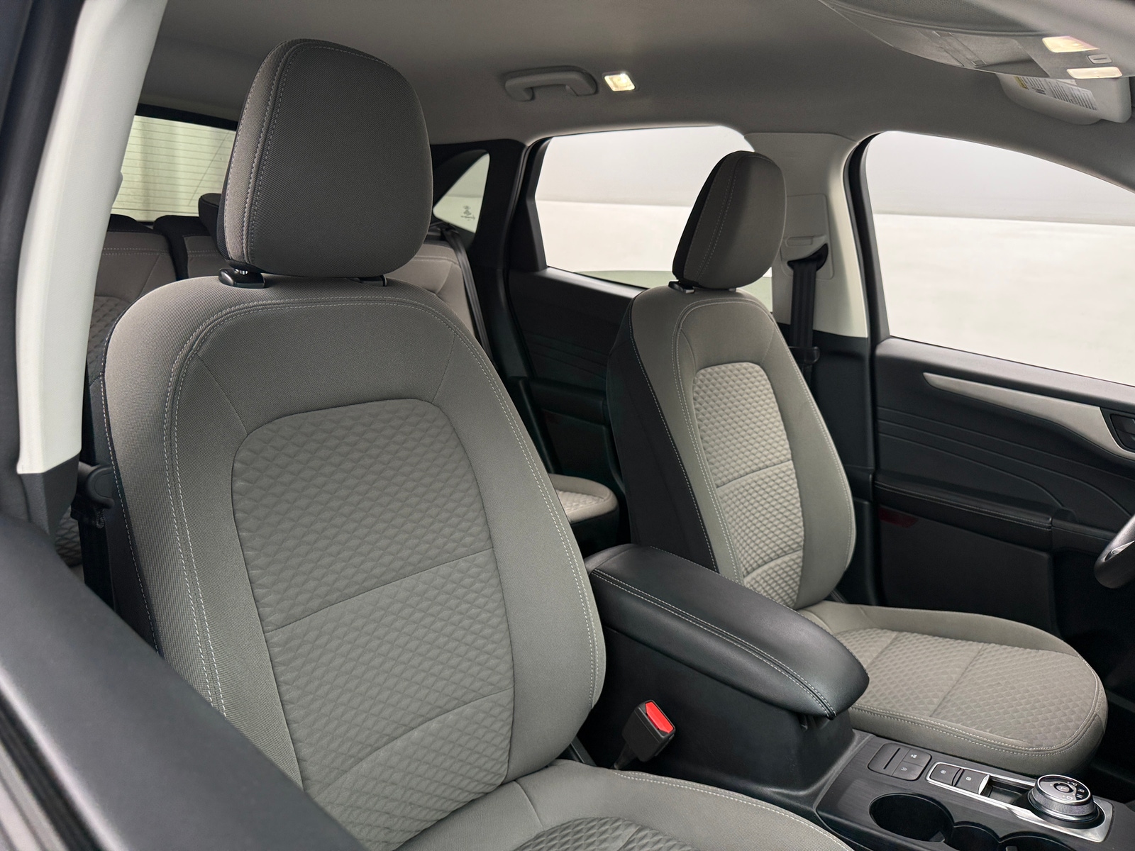 Thumbnail: 2022 Ford Escape - 2
