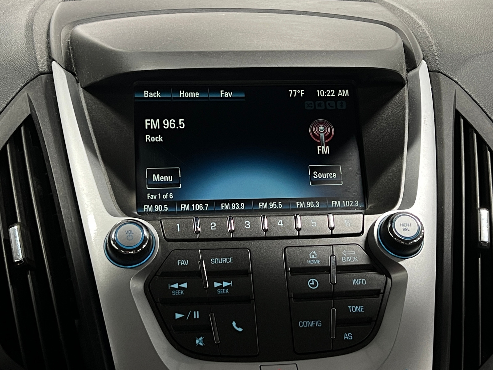 Thumbnail: 2016 Chevrolet Equinox - 4