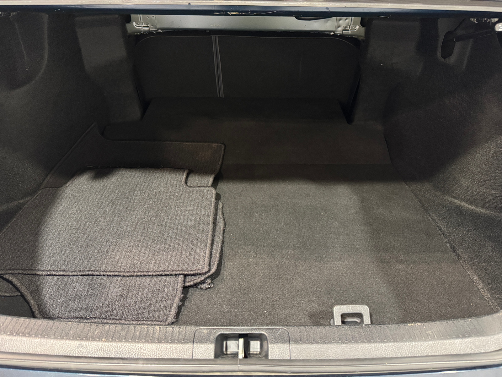 Thumbnail: 2019 Toyota Camry - 7