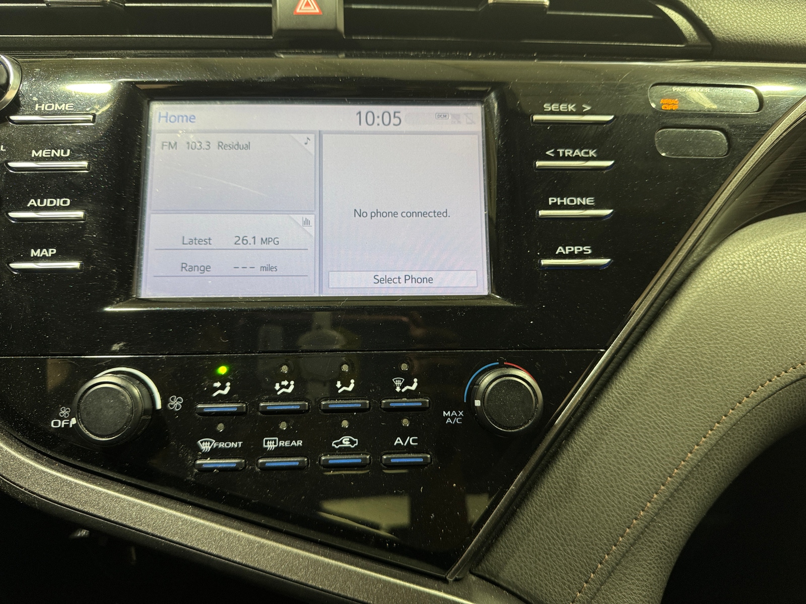 Thumbnail: 2019 Toyota Camry - 4