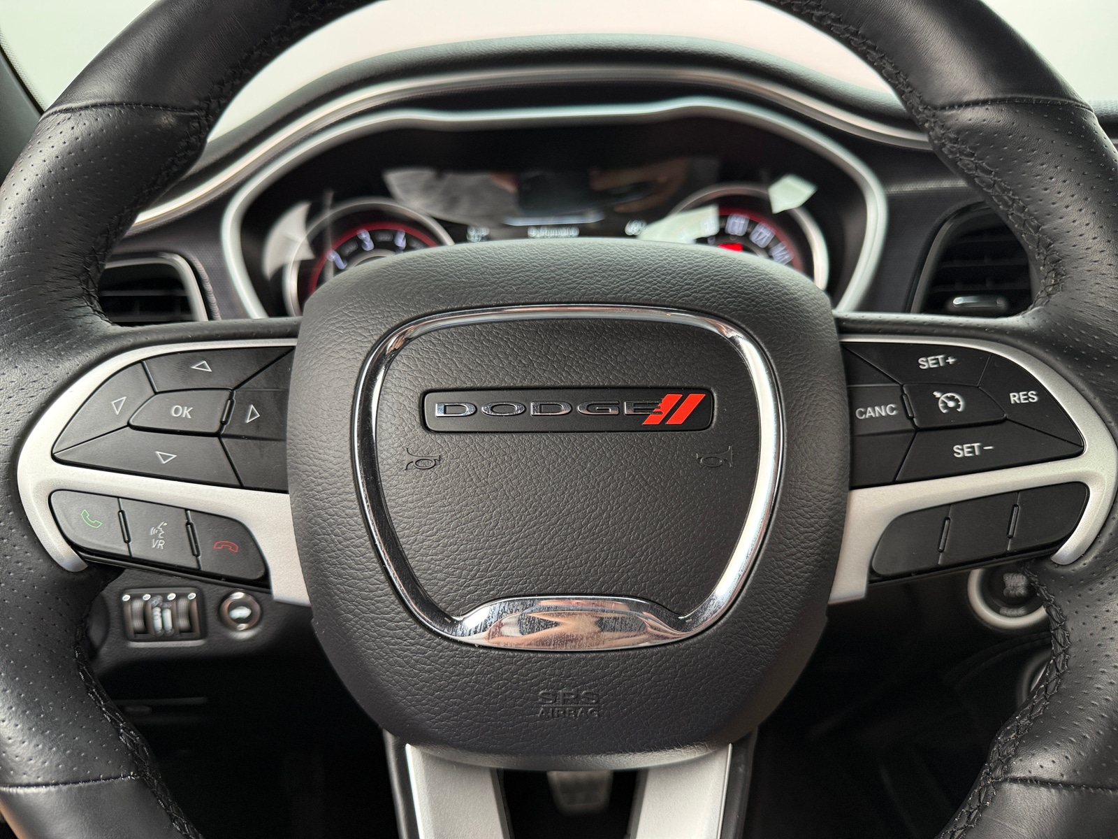 Thumbnail: 2016 Dodge Challenger - 3