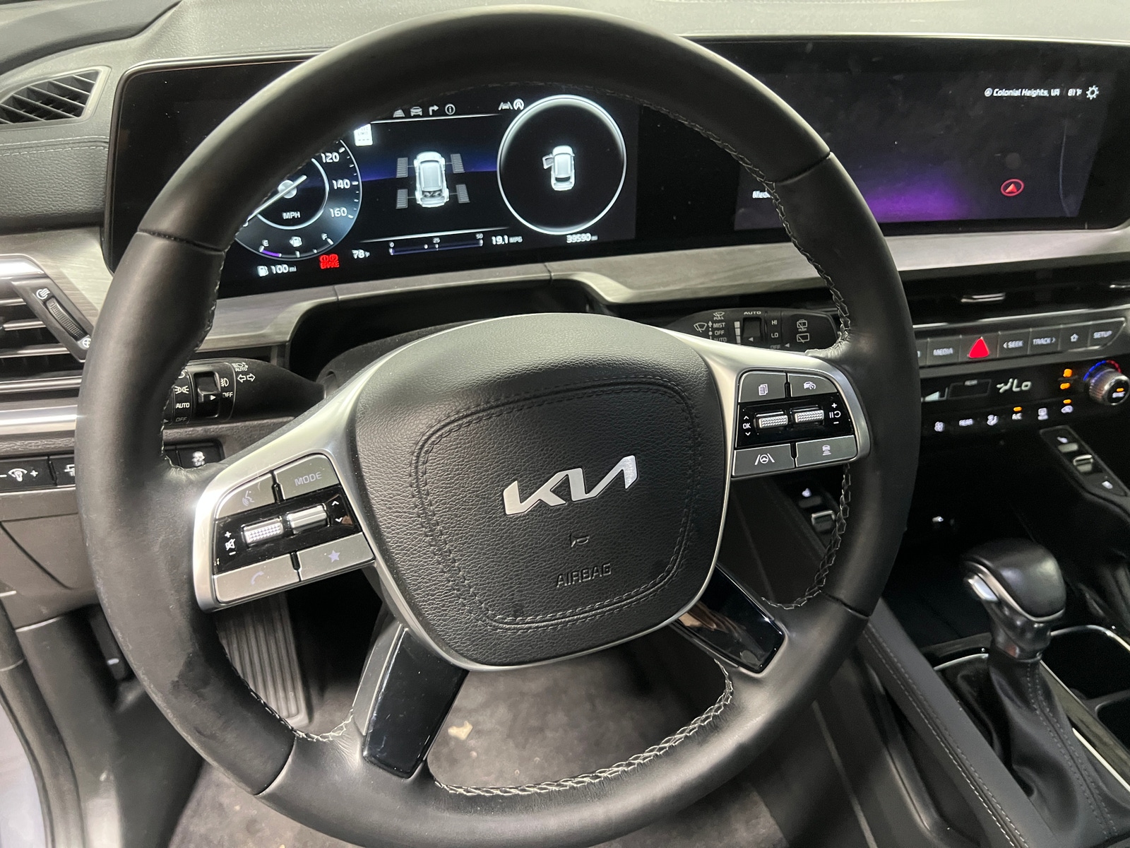 Thumbnail: 2023 Kia Telluride - 4