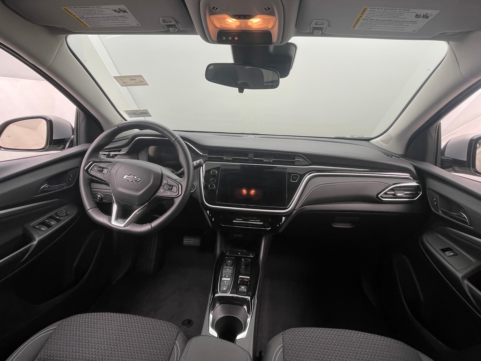 Thumbnail: 2023 Chevrolet Bolt EUV - 3