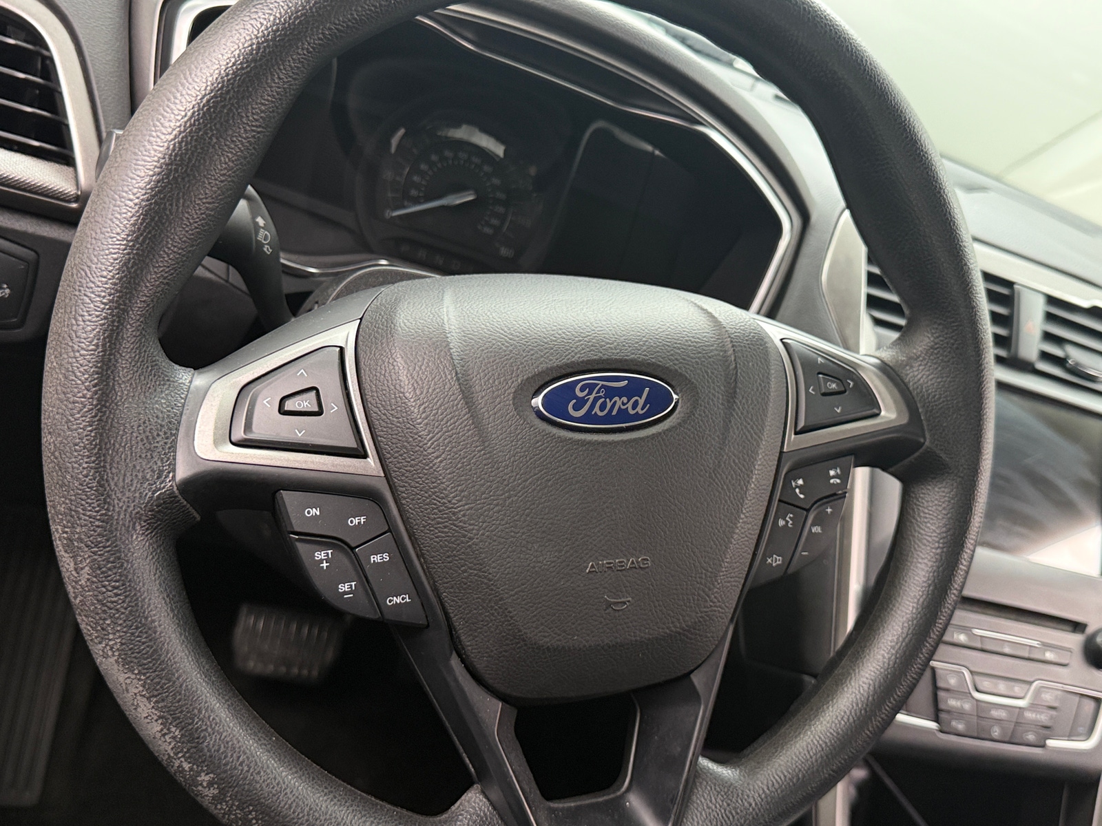 Thumbnail: 2017 Ford Fusion - 5