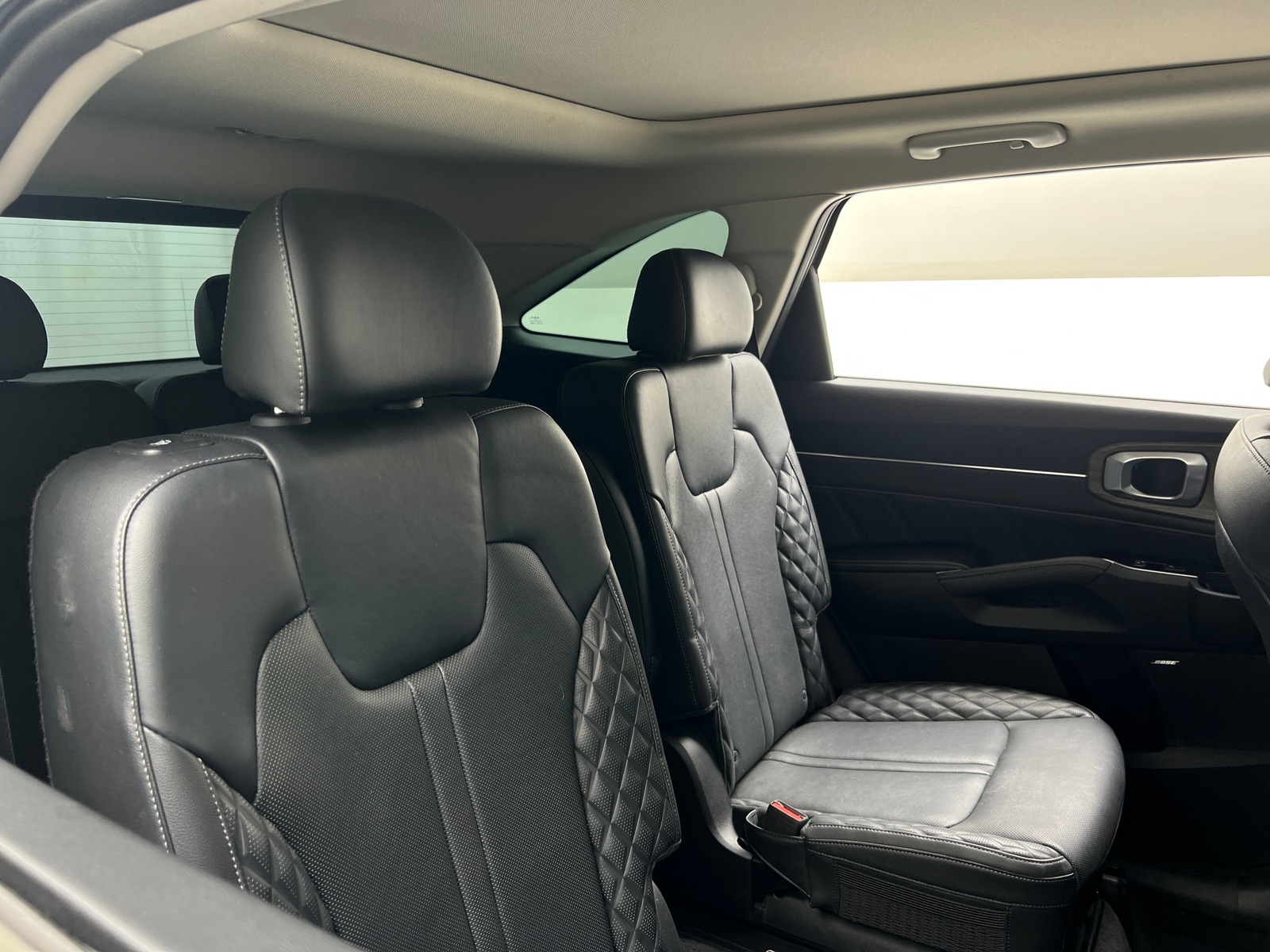 Thumbnail: 2022 Kia Sorento - 5