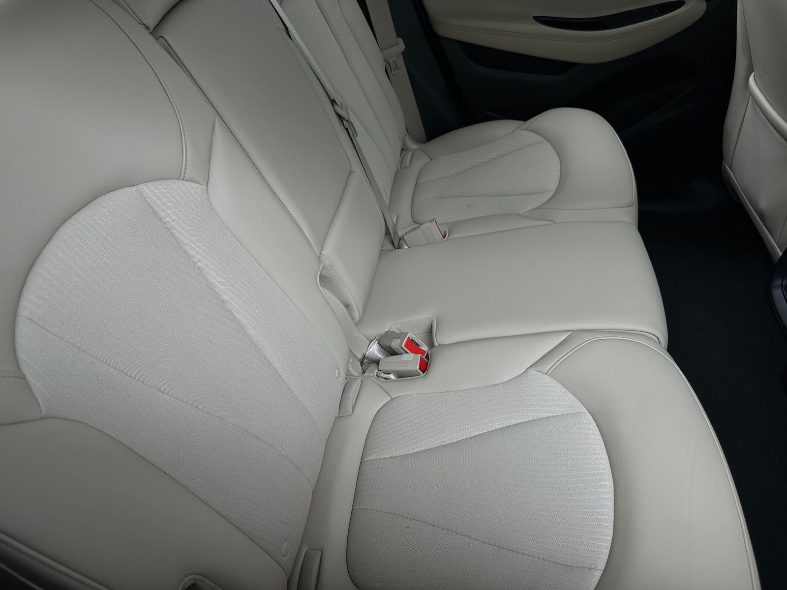 Thumbnail: 2017 Buick Envision - 6