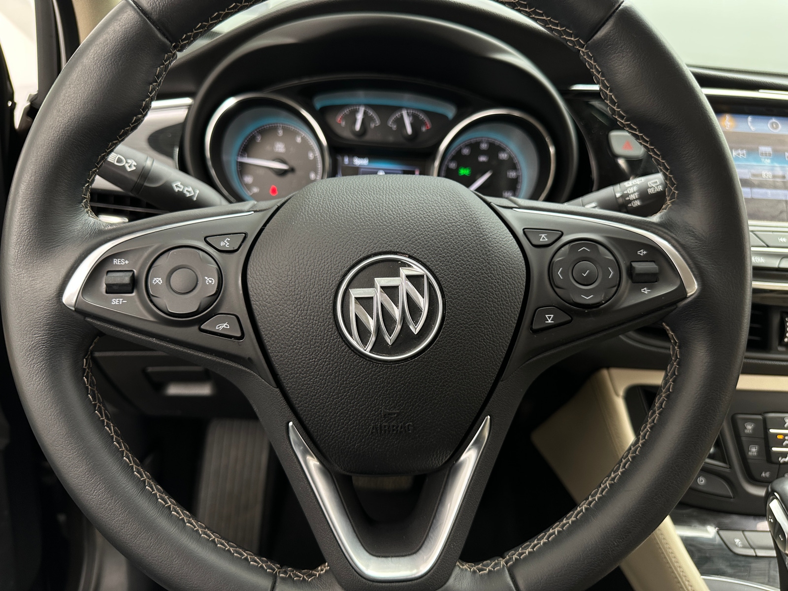 Thumbnail: 2017 Buick Envision - 5
