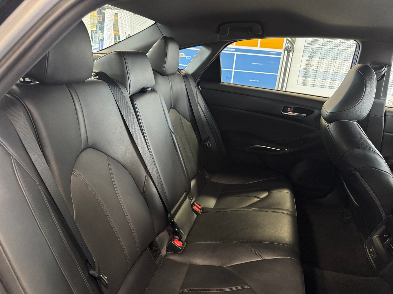 Thumbnail: 2021 Toyota Avalon - 5