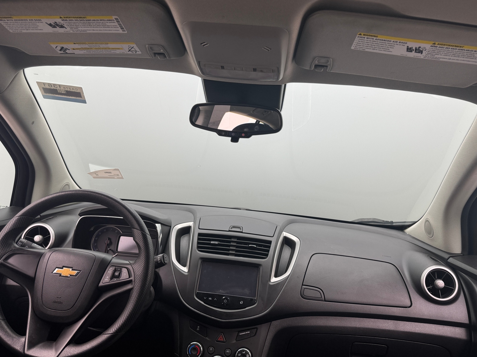 Thumbnail: 2016 Chevrolet Trax - 3