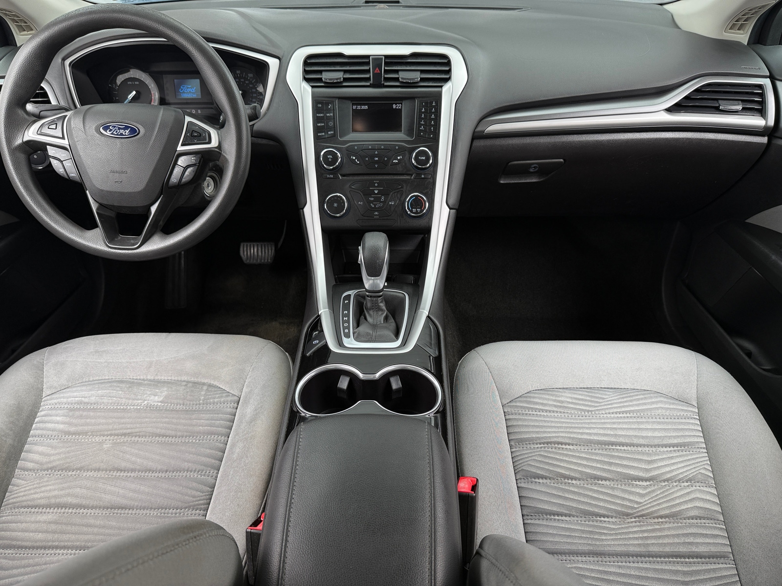 Thumbnail: 2016 Ford Fusion - 3