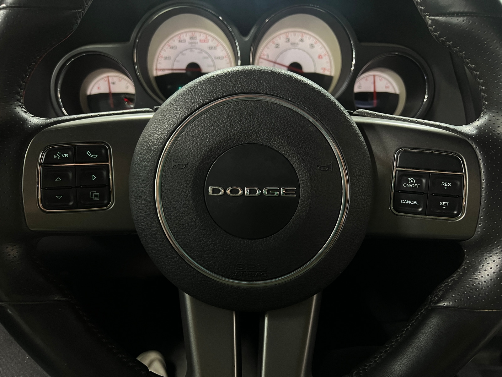 Thumbnail: 2014 Dodge Challenger - 4