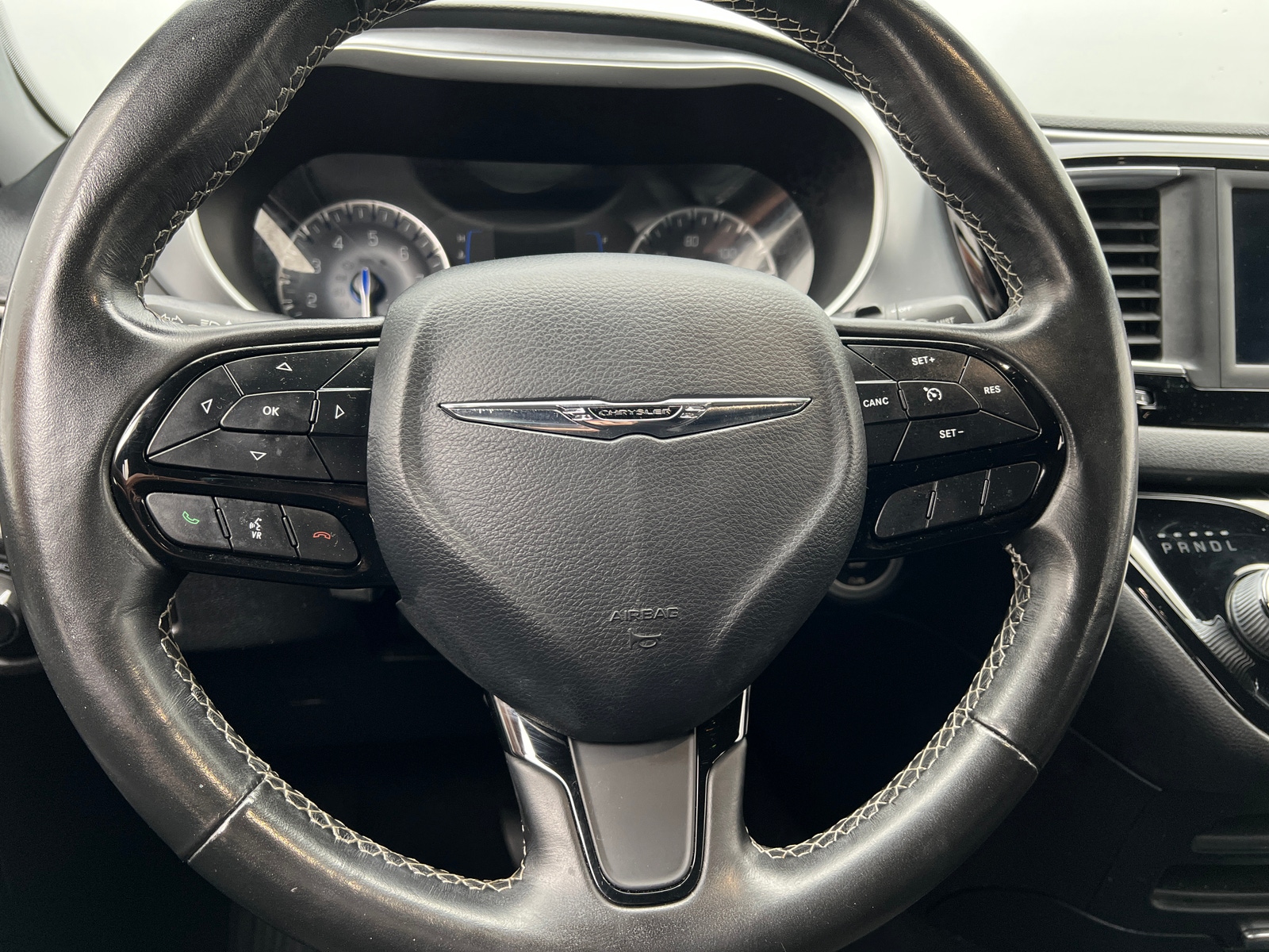 Thumbnail: 2020 Chrysler Pacifica - 5