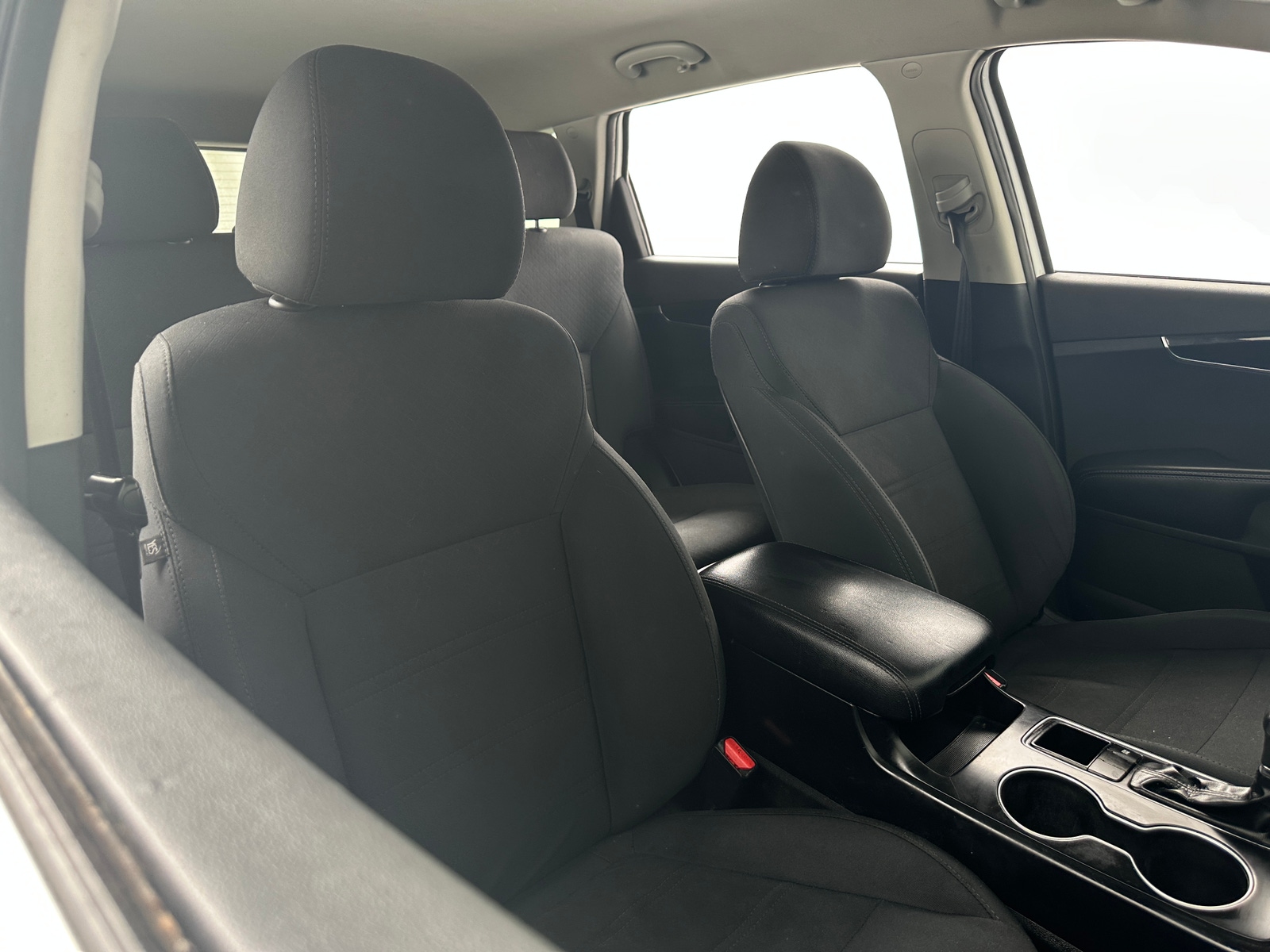 Thumbnail: 2019 Kia Sorento - 2