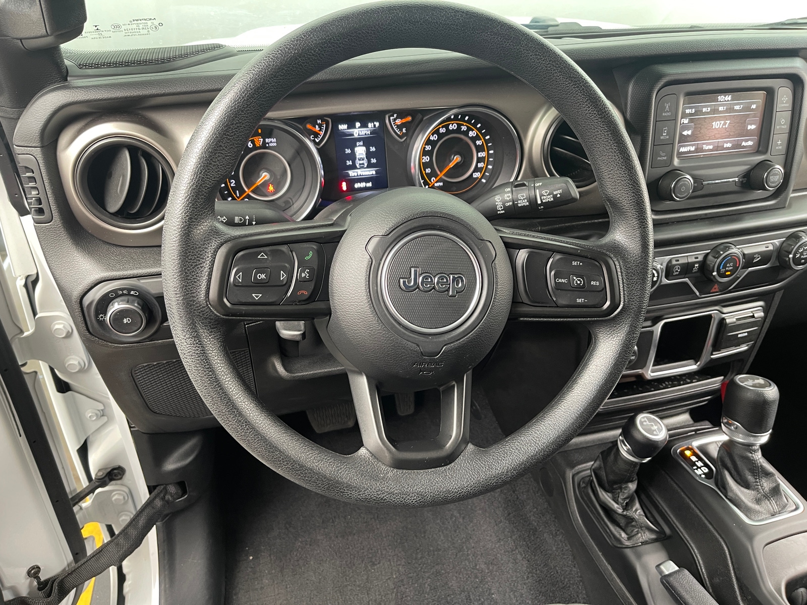 Thumbnail: 2021 Jeep Wrangler - 5