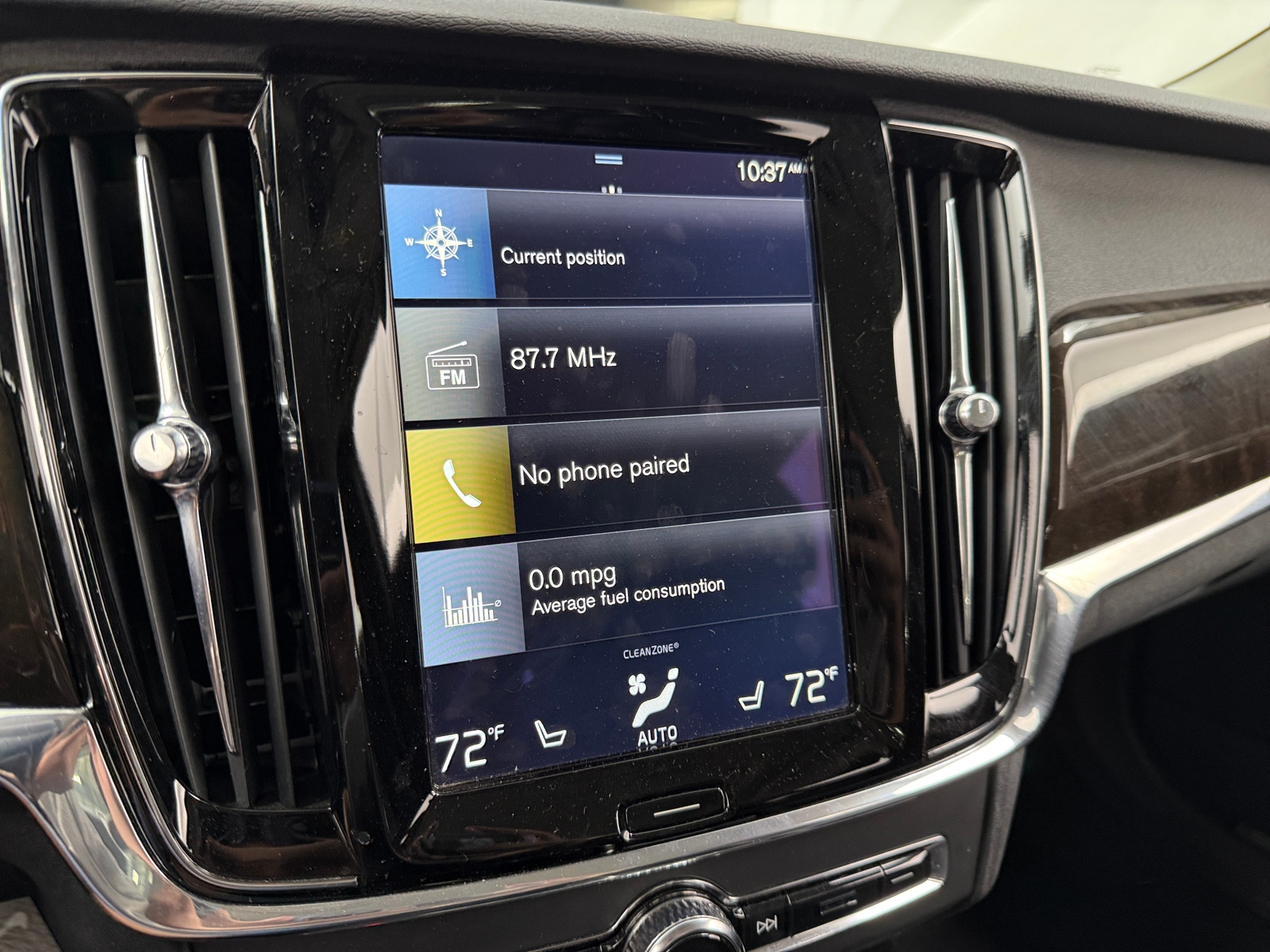 Thumbnail: 2018 Volvo S90 - 3