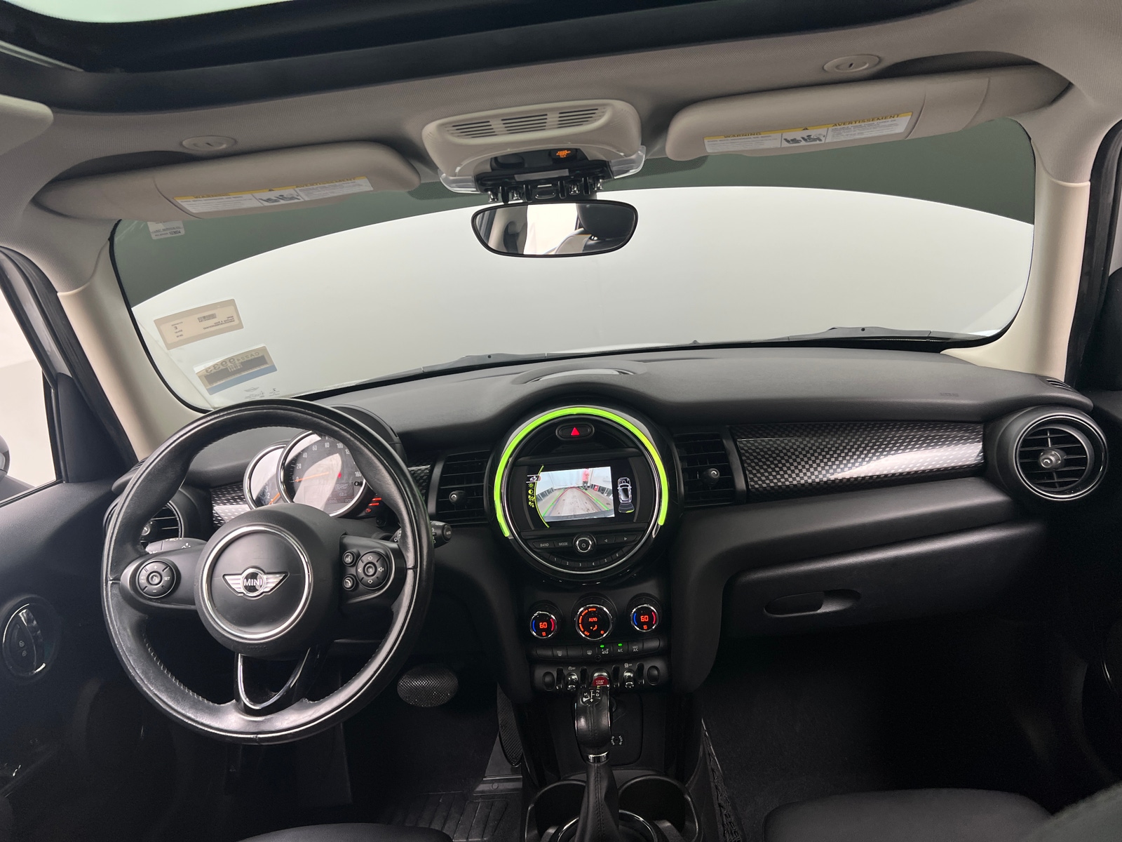 Thumbnail: 2016 MINI Cooper Hardtop - 2