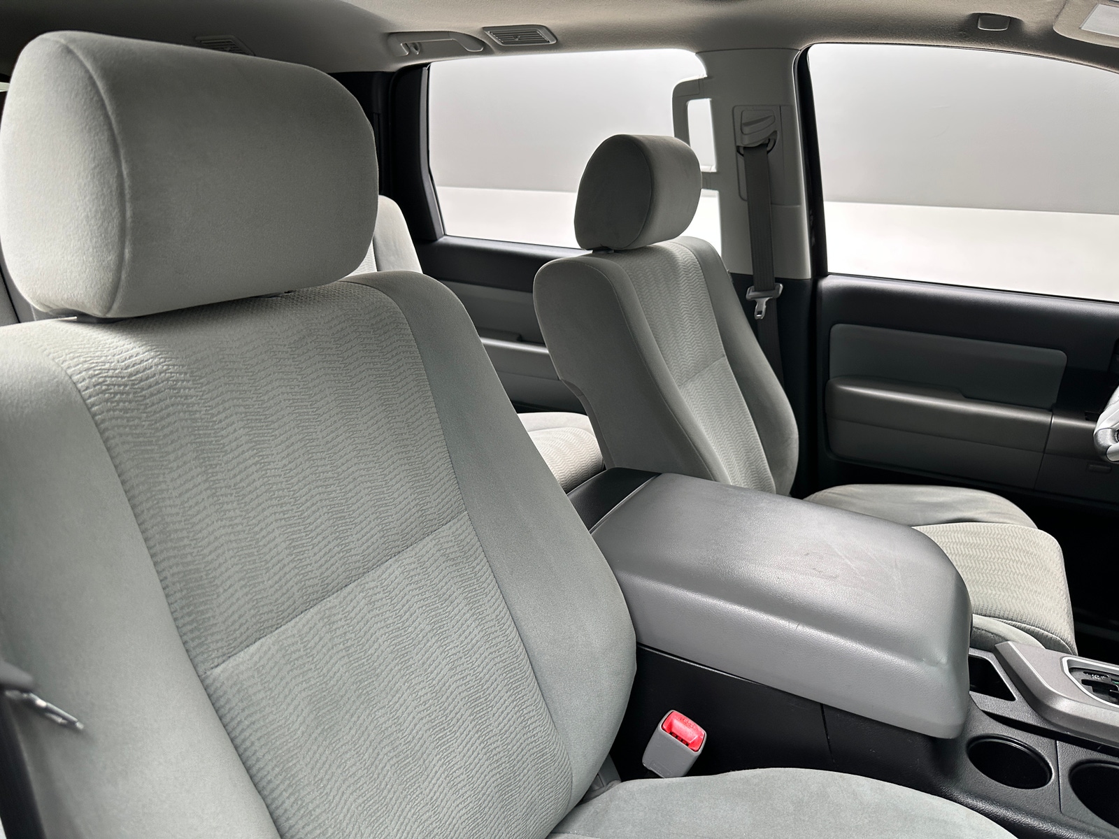 Thumbnail: 2016 Toyota Sequoia - 2