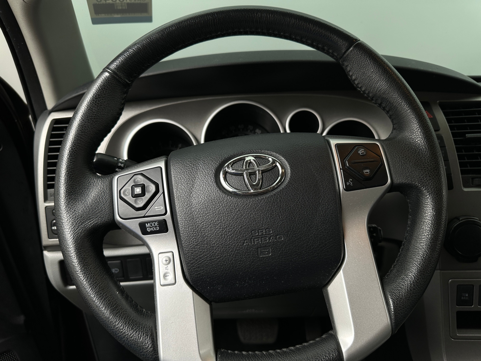 Thumbnail: 2016 Toyota Sequoia - 5