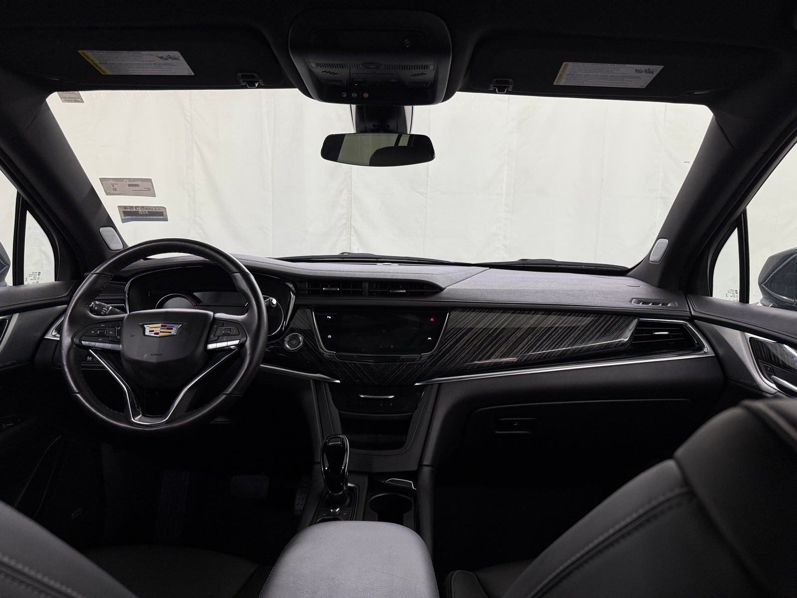 Thumbnail: 2025 Cadillac XT6 - 2